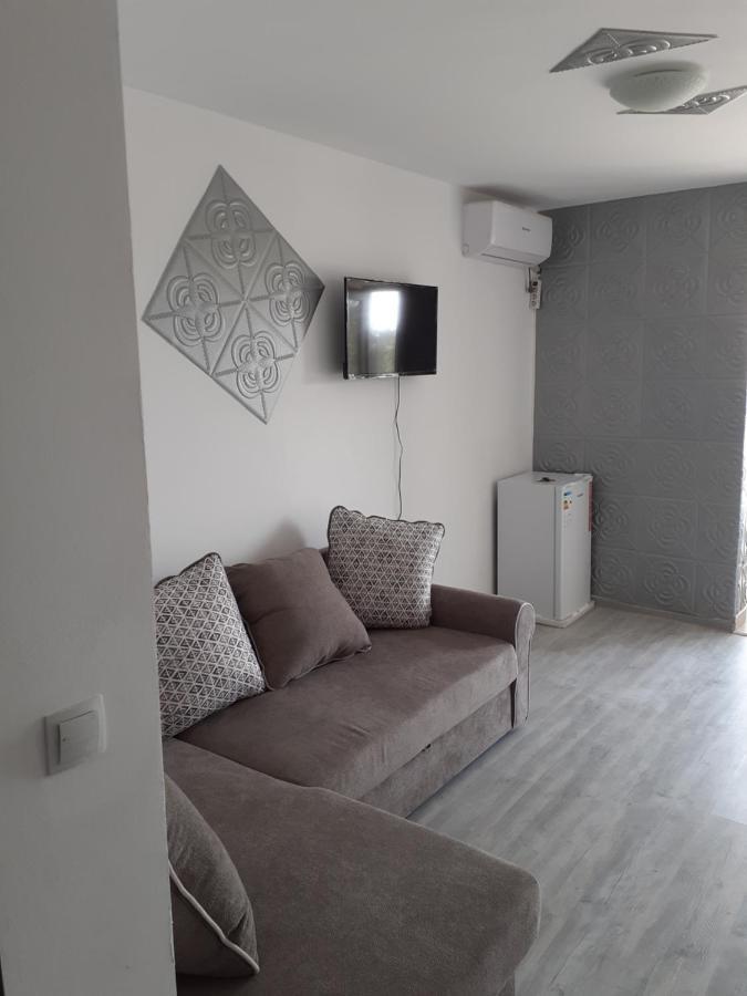 דירות מנגליה Luxury Beta מראה חיצוני תמונה