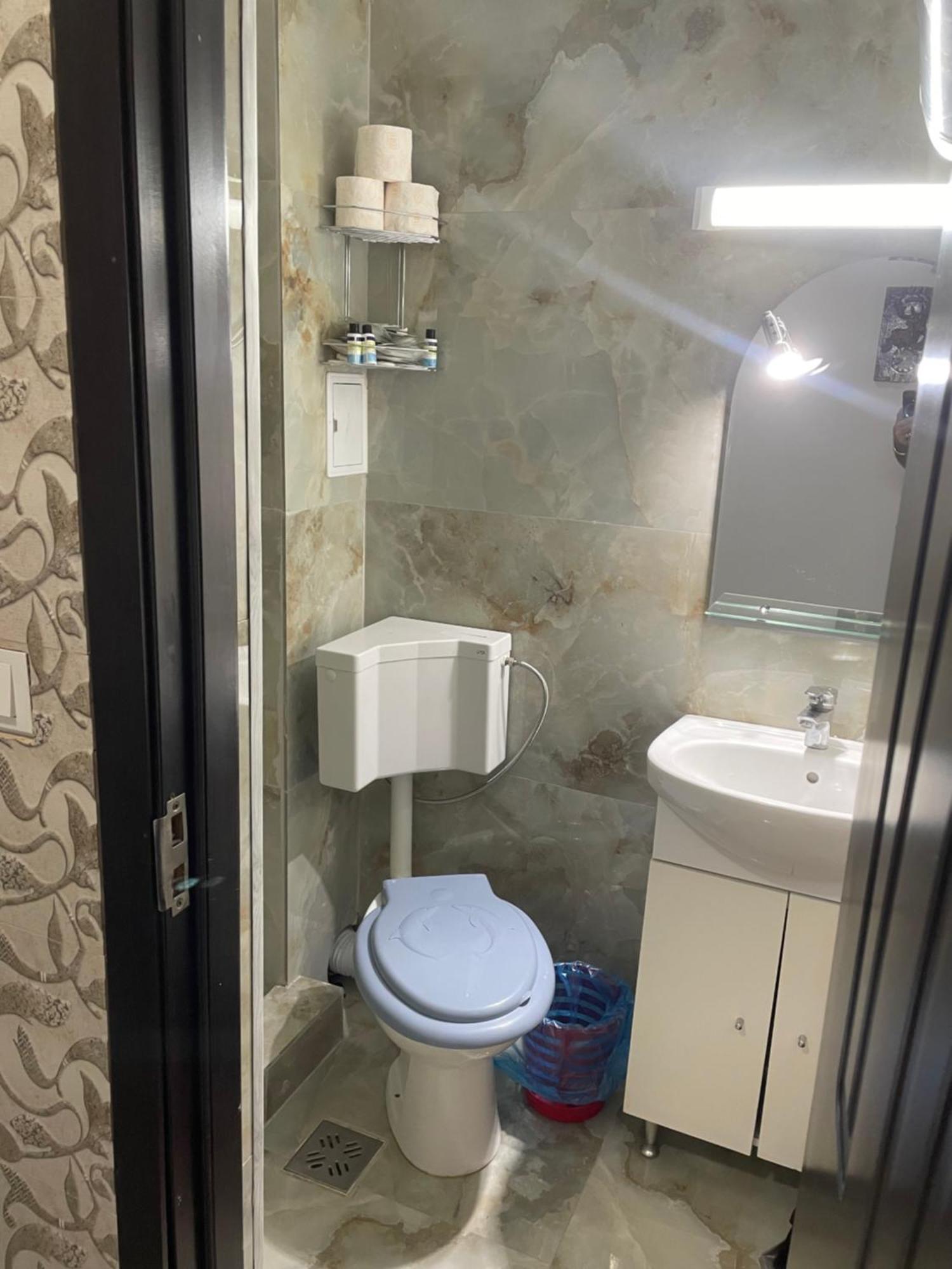 דירות מנגליה Luxury Beta מראה חיצוני תמונה